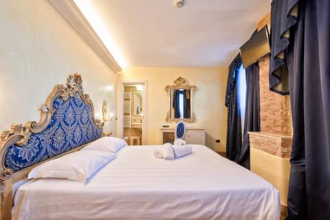Hotel Vecellio Venice on the Lagoon — hotel room