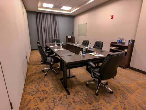 Wingate by Wyndham Miami Airport — photo 4