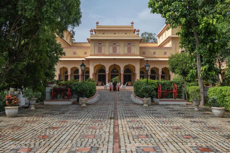 Hotel Narain Niwas Palace — building