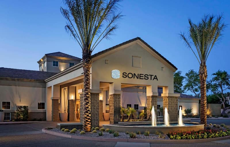 Sonesta Suites Scottsdale Gainey Ranch — building