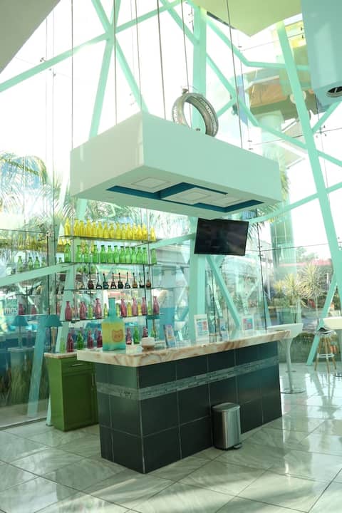 Miami Inn Hotel — lounge