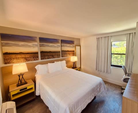 Nova Inn Resort — hotel room
