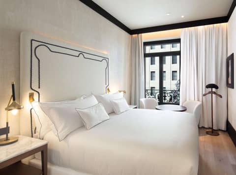 Hotel Montera Madrid Curio Collection By Hilton — bedroom