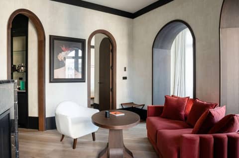 Hotel Montera Madrid Curio Collection By Hilton — lounge