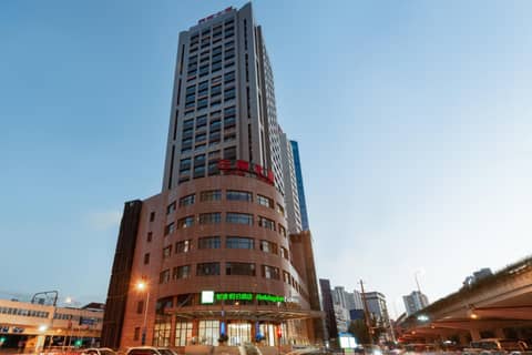 Holiday Inn Express Shanghai Zhenping by IHG — photo 3