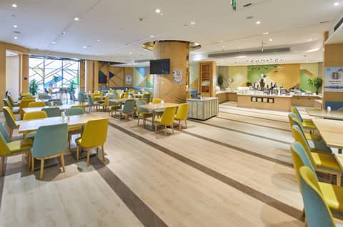 Holiday Inn Express Shanghai Zhenping by IHG — photo 6
