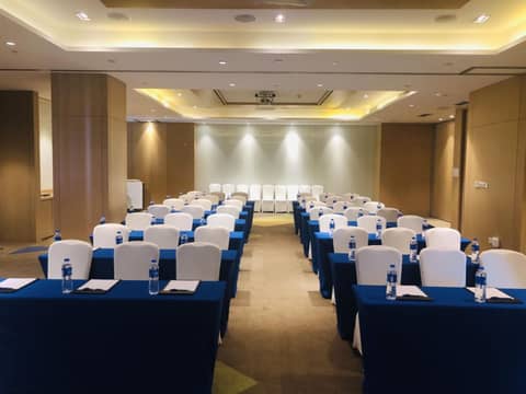 Holiday Inn Express Shanghai Zhenping by IHG — photo 8
