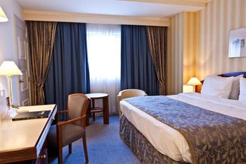 Hotel Le Châtelain — photo 8