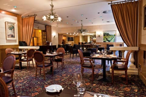 Hotel Le Châtelain — photo 9