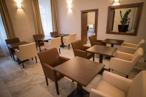 Hotel City Bell — photo 5