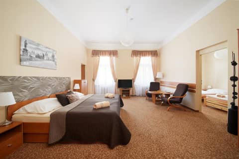 Hotel City Bell — photo 8