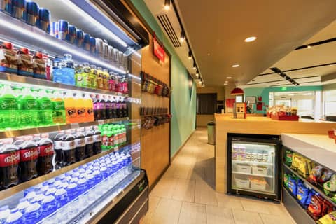 Avid Hotels - Denver Airport Area by IHG — photo 3