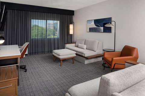 Courtyard by Marriott Charlotte Ballantyne — photo 6