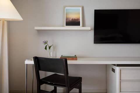 Kimpton Claret Hotel by IHG — photo 2