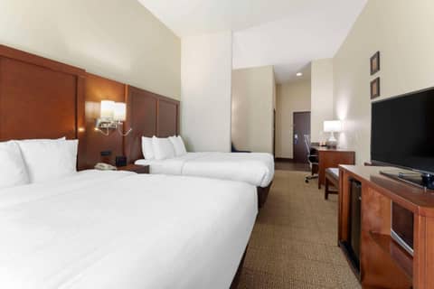Comfort Suites West Dallas - Cockrell Hill — photo 2