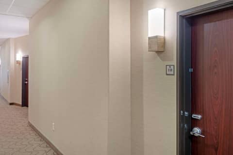 Comfort Suites West Dallas - Cockrell Hill — photo 7