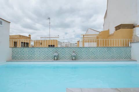 Apartamentos RG Suites Plaza del Salvador — recepcion & lobby