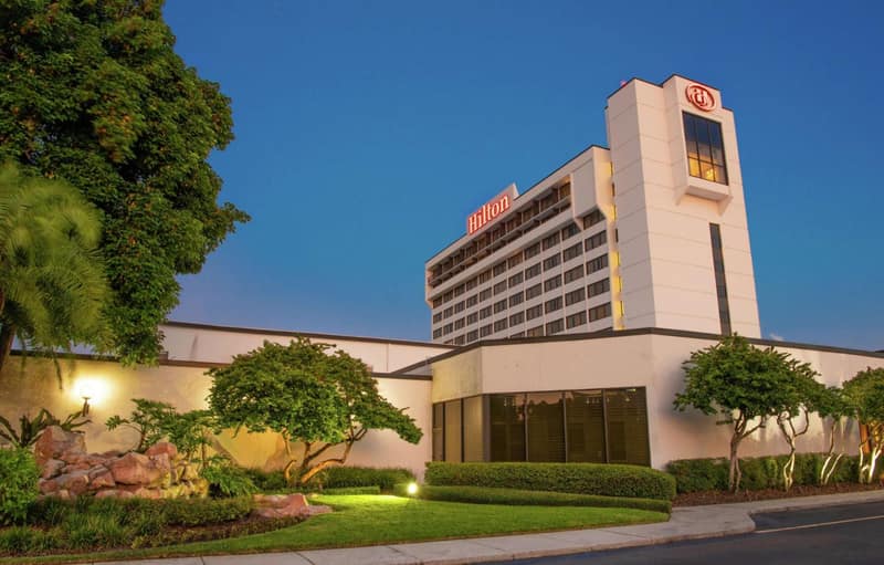 Hilton Tampa Airport Westshore — building