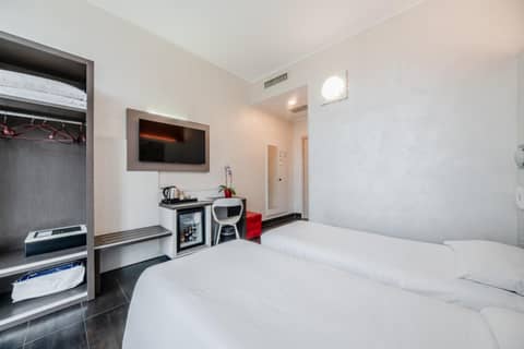 Hotel Milano Navigli — photo 9