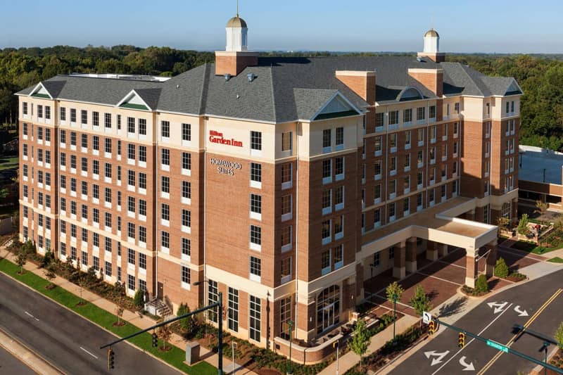 Hilton Garden Inn Charlotte Southpark — building