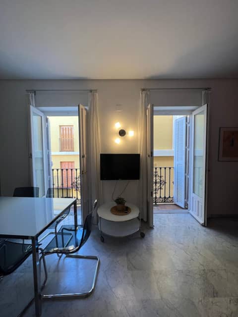 Iberflat Fabiola — hotel room