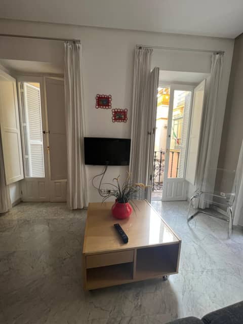 Iberflat Fabiola — hotel room
