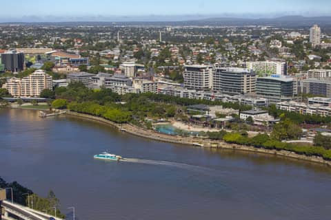 Oaks Brisbane Casino Tower Suites — photo 2