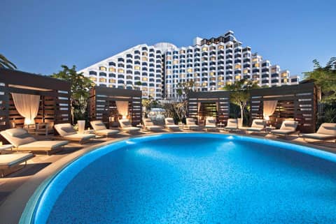 Crown Metropol Perth — recepcion & lobby