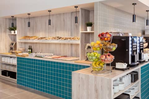 B&B HOTEL Lisboa Aeroporto — photo 9