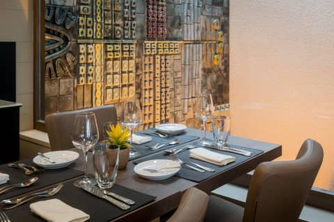 Hotel Dom Henrique - Downtown — dining