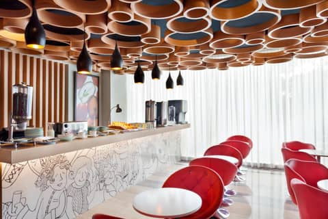 ibis Yogyakarta Adi Sucipto — dining