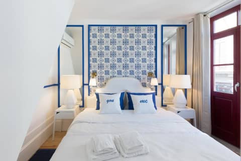 Loureiro Villas — hotel room