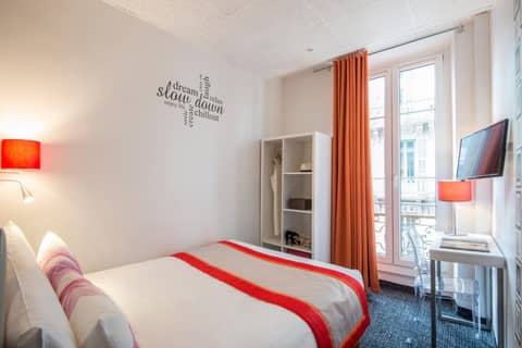 Hôtel Amaryllis — hotel room