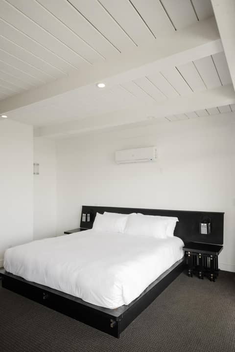 Hollywood Hills Hotel — photo 6