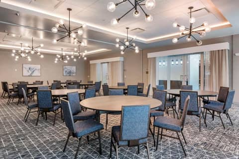 Cambria Hotel Orlando Airport — photo 4