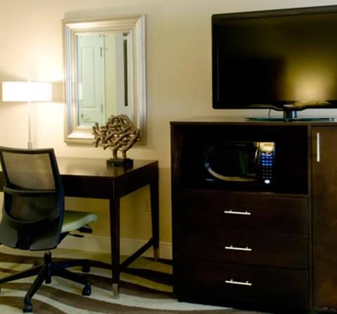 Brent House Hotel — hotel room