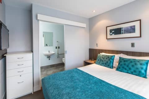 Quest Newmarket Serviced Apartments — photo 4