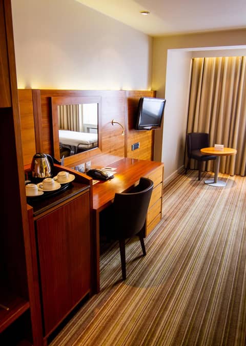 Blakemore Hyde Park — hotel reception