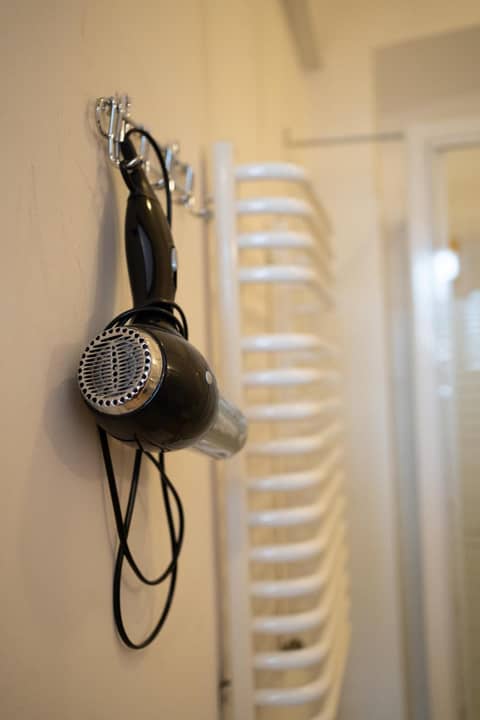 Kolory Guest House — bathroom
