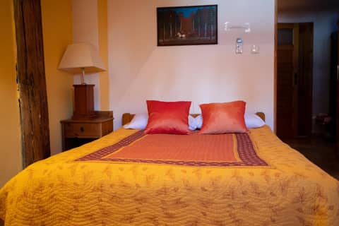 Kolory Guest House — hotel room
