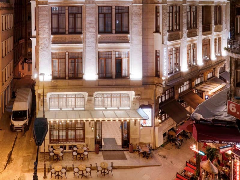 Mercure Istanbul Sirkeci — building