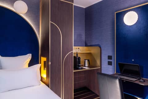 Best Western Plus Bretagne Montparnasse — hotel room