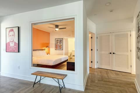 The Carter by AvantStay – Spacious Stay Near Downtown — photo 3