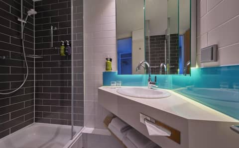 Holiday Inn Express Berlin City Centre by IHG — photo 8