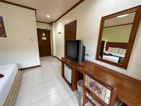 Thipurai Beach Hotel — hotel room