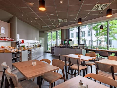 Novotel Suites München Parkstadt Schwabing — photo 2