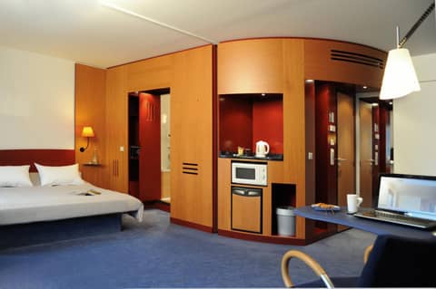 Novotel Suites München Parkstadt Schwabing — photo 4