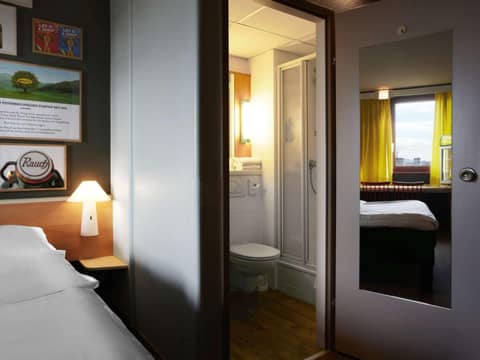 Ibis Wien Mariahilf — hotel room