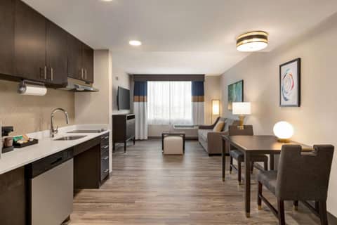Homewood Suites by Hilton Indianapolis Downtown IUPUI — photo 7