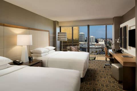 DoubleTree by Hilton Hotel Dallas Campbell Centre — photo 3